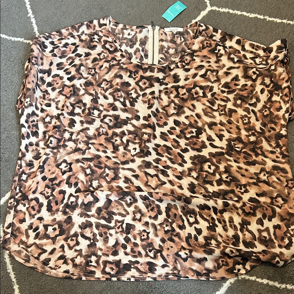 Maurices 
Delton Zipper Back Blouse Leopard Print Top